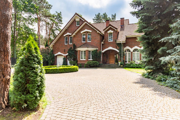 Trusted Marinette, WI Driveway Pavers Experts